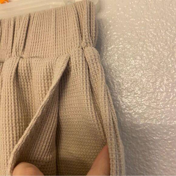 Princess Polly Lovers Lane Shorts waffle knit lace up hi rise tan beige Size 0 - Picture 3 of 9